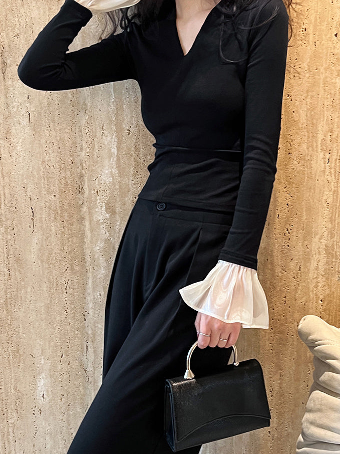 V Yaka Kontrast Volan Manşetli Tişört