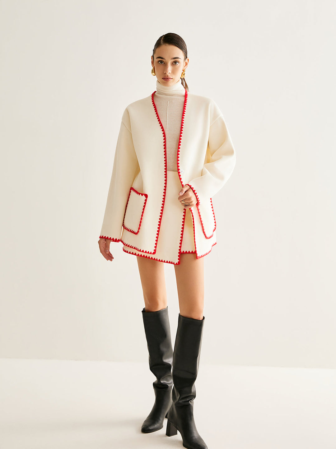 İşlemeli Kenarlı Tweed Palto