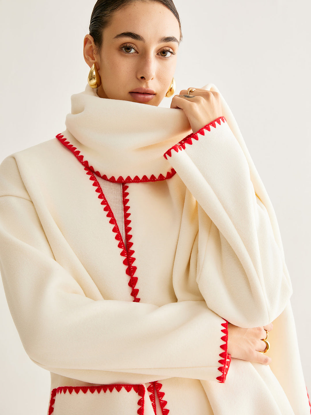 İşlemeli Kenarlı Tweed Palto