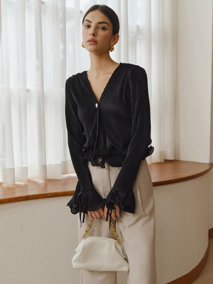 Volanlı Düğmeli Pliseli Bluz