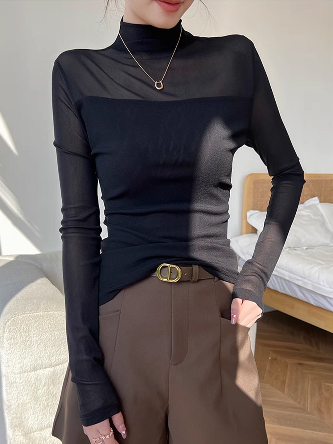 Sahte Yaka Şeffaf Örgü Panel Tişört