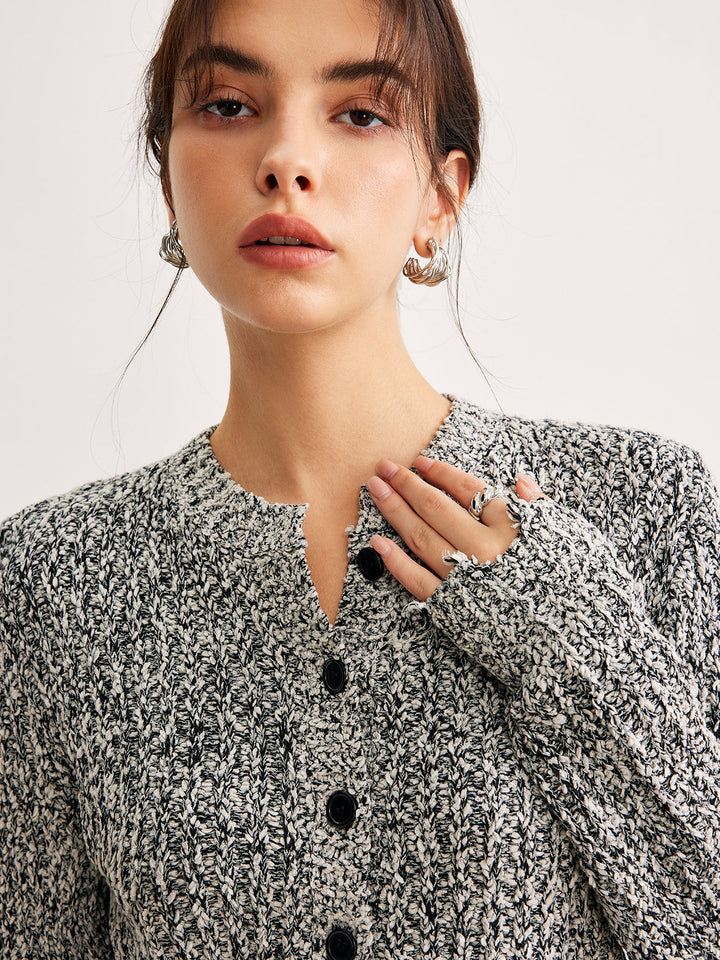 Raw Hem Düğmeli İnce Örgü Üst