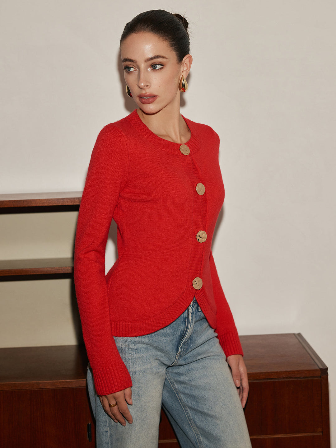 Şık Metal Düğmeli Bölünmüş Hırka