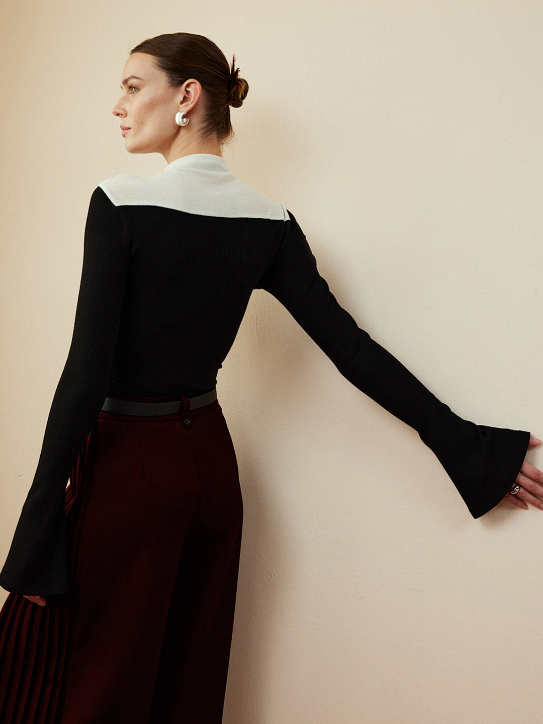 Romance Stand Yaka Volanlı Tişört