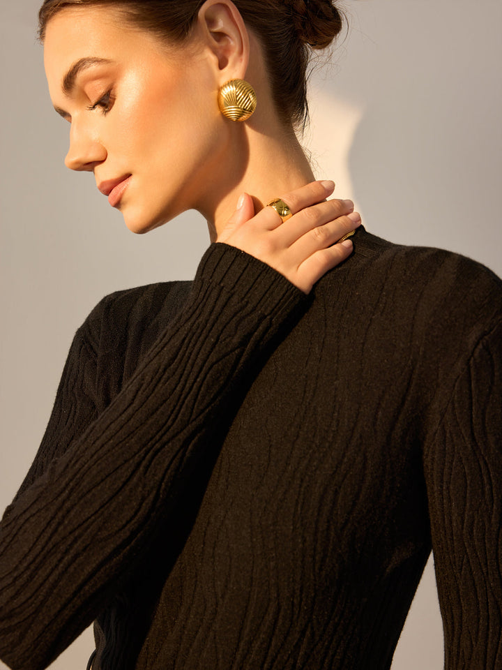 Minimalist İnce Plisse Örgü Üst