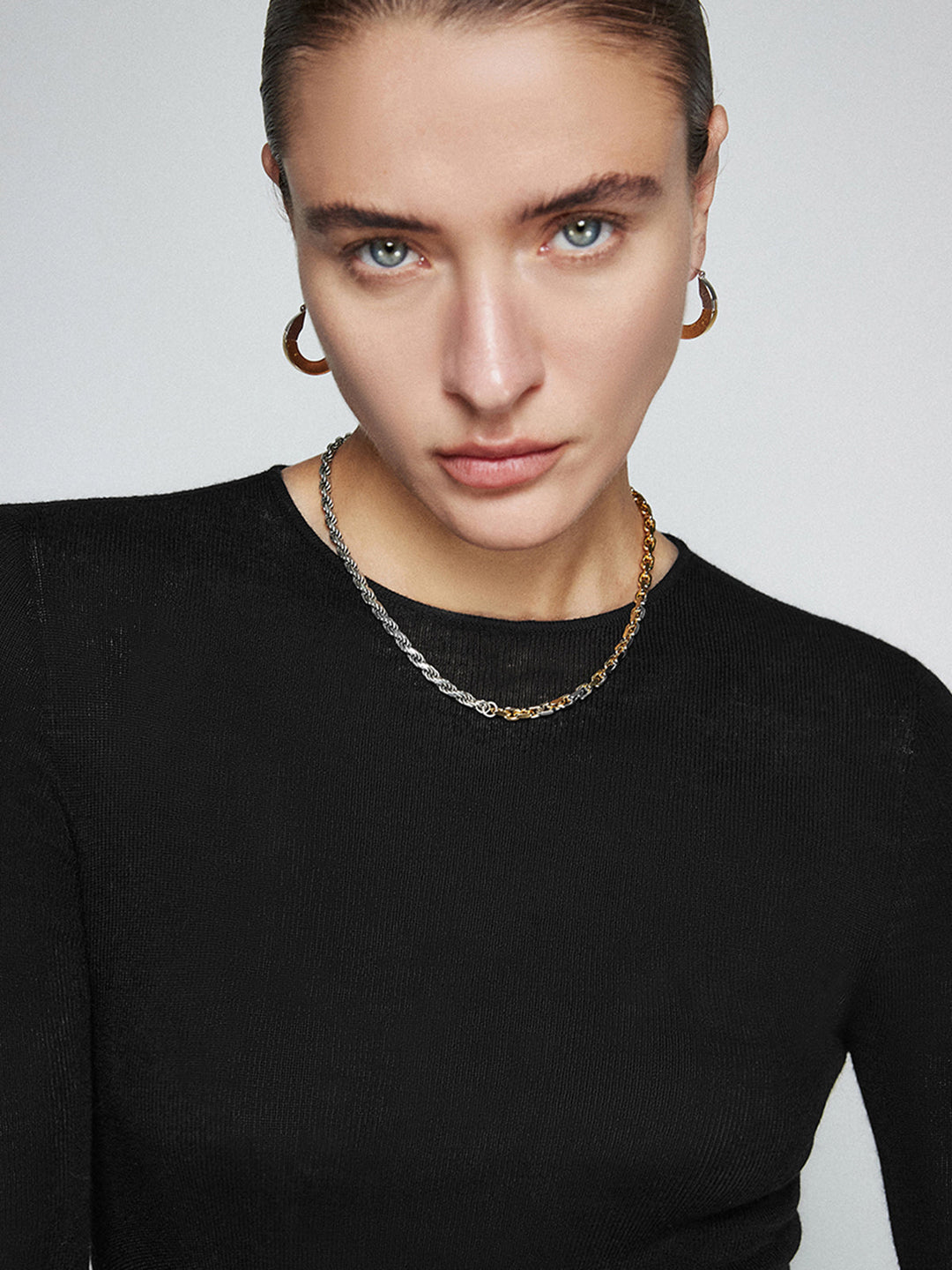 Yün Karışımlı Minimalist Dar Örgü Üst