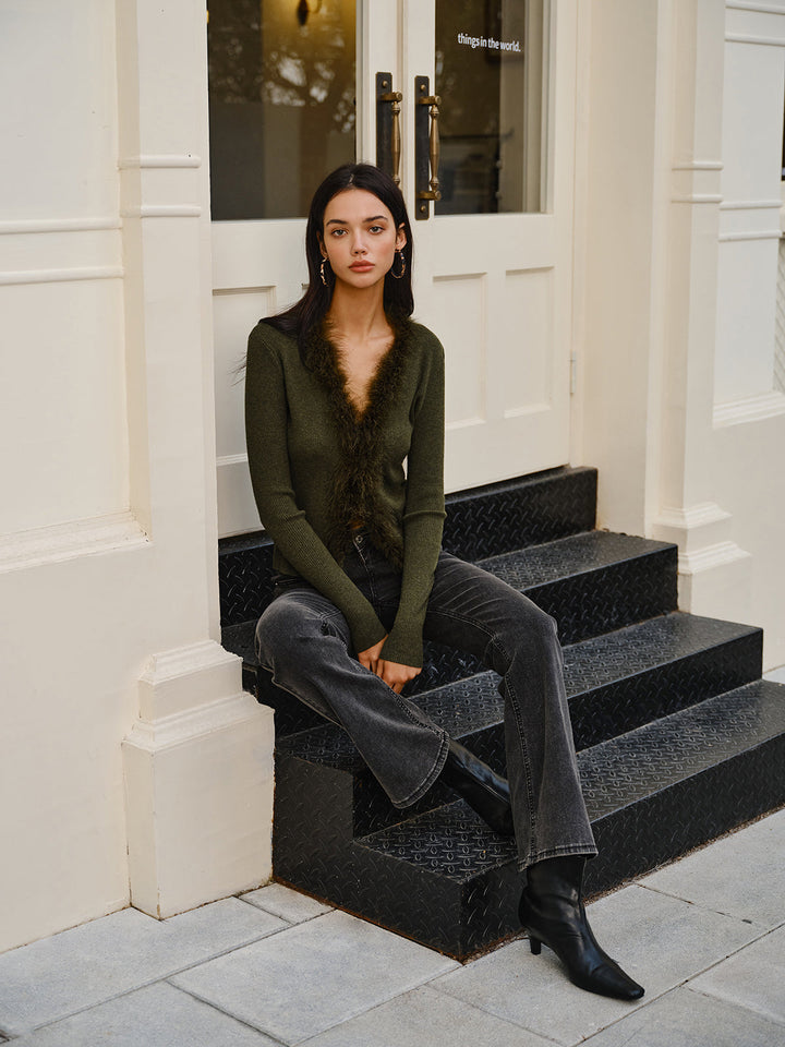 Tüylü Kenarlı Yün Karışımlı İnce Kazak