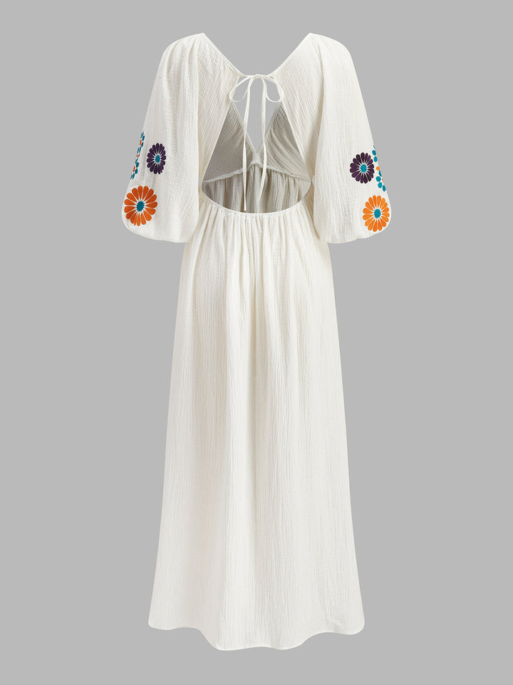 Yarı Şeffaf Nakışlı V Yaka Çiçekli Elbise