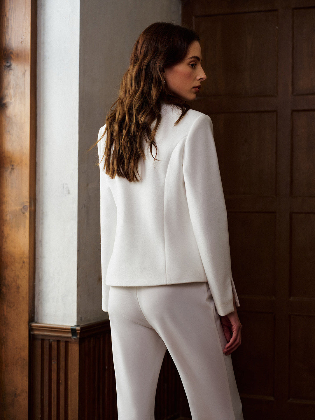 V Yaka Metal Düğmeli Küçük Blazer