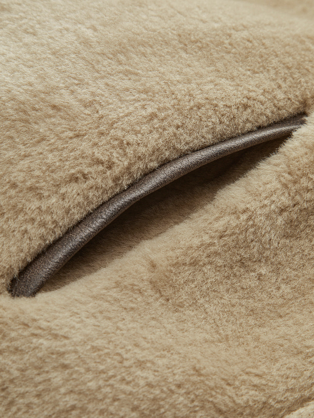 Kontrast Borulu Shift Minky Mont