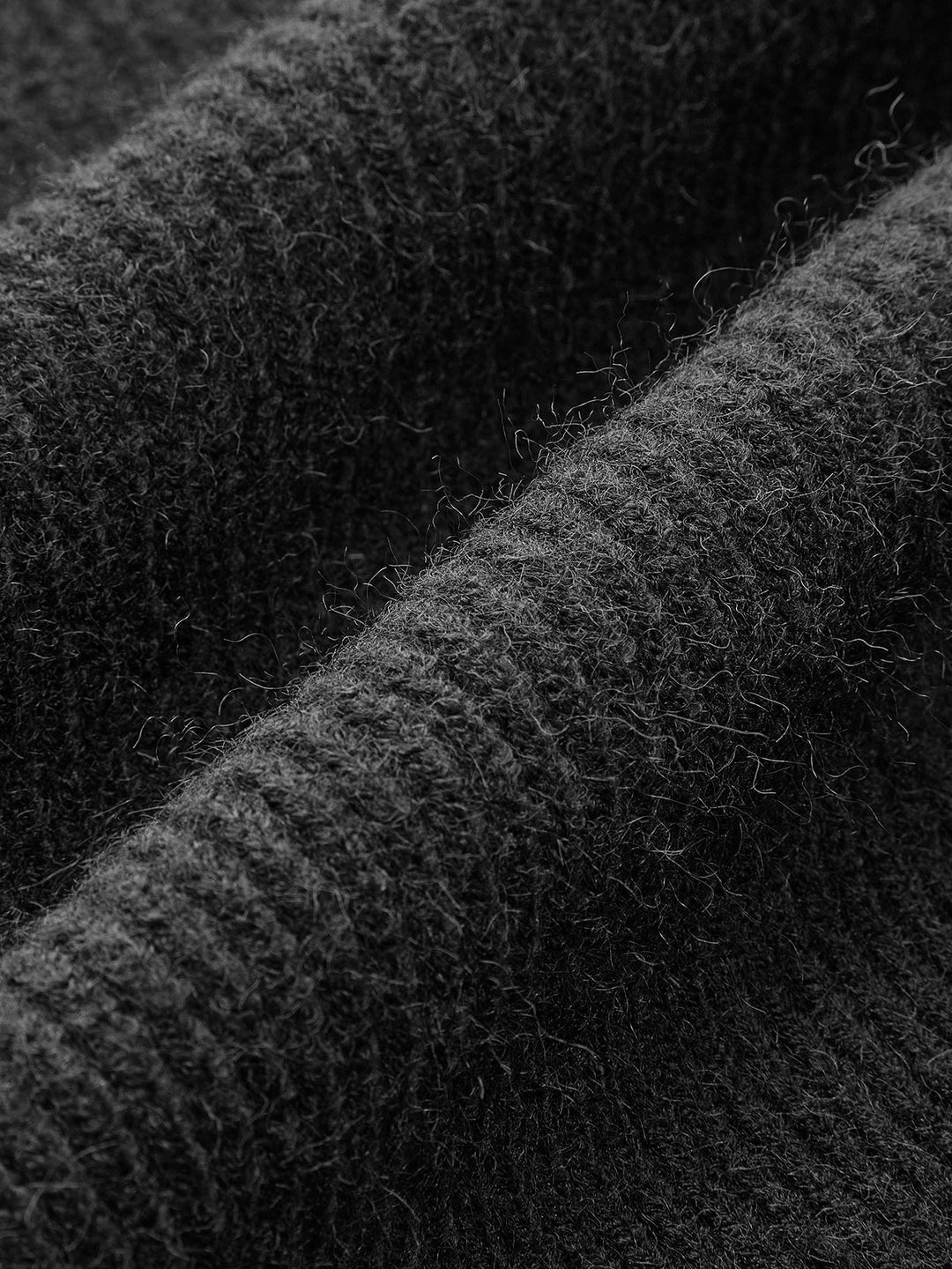 Düz Önü Açık Omuzlu Kazak