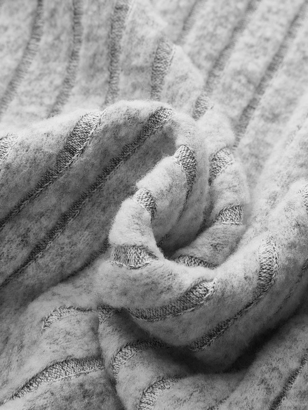 Kaburgalı Marul Kenarlı Slim Body