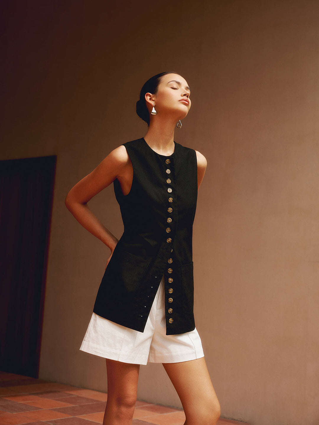 Pamuklu Ve Keten Düğmeli Ön Yelek