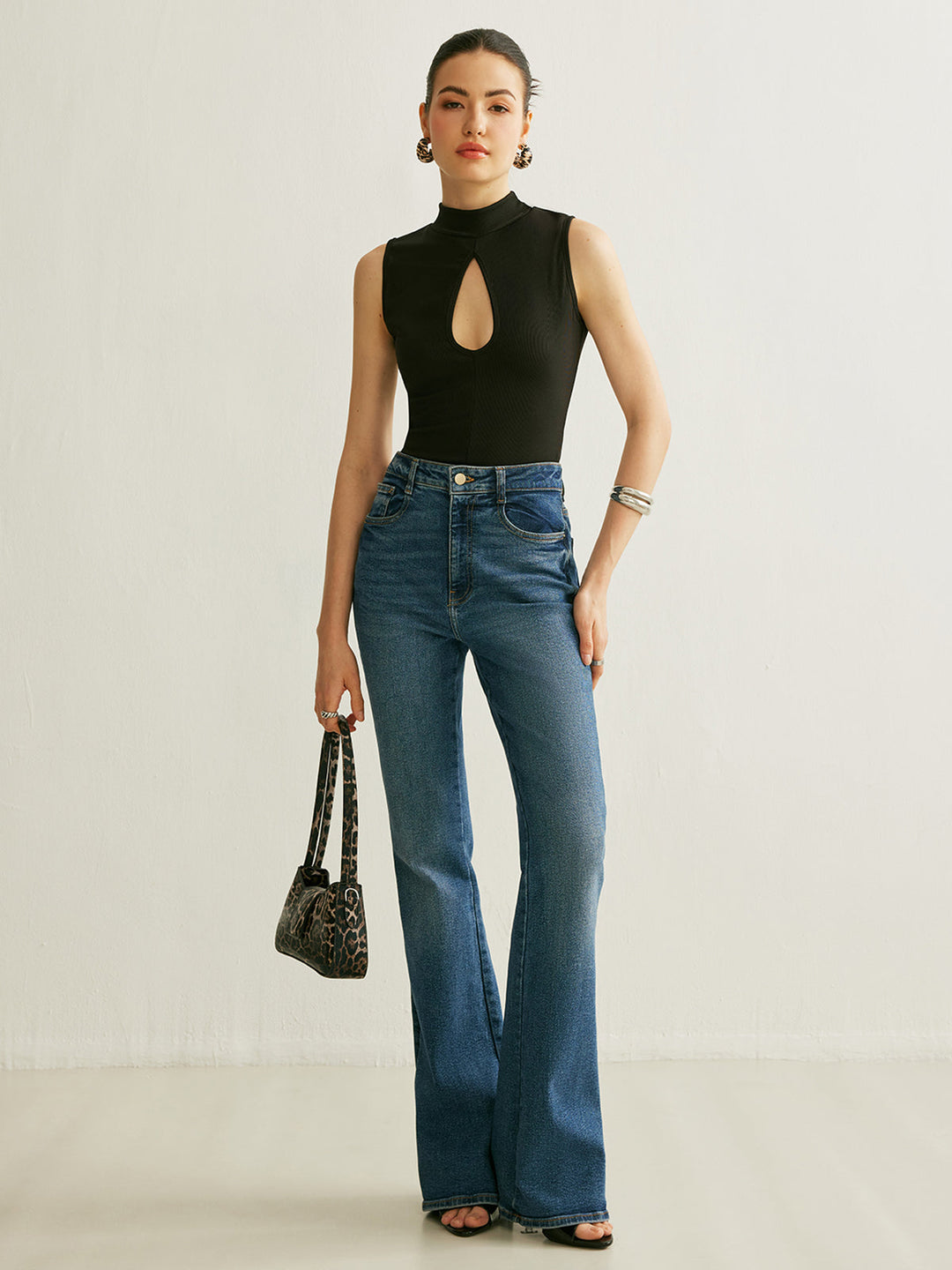 Anahtar Deliği Balıkçı Yaka Üst