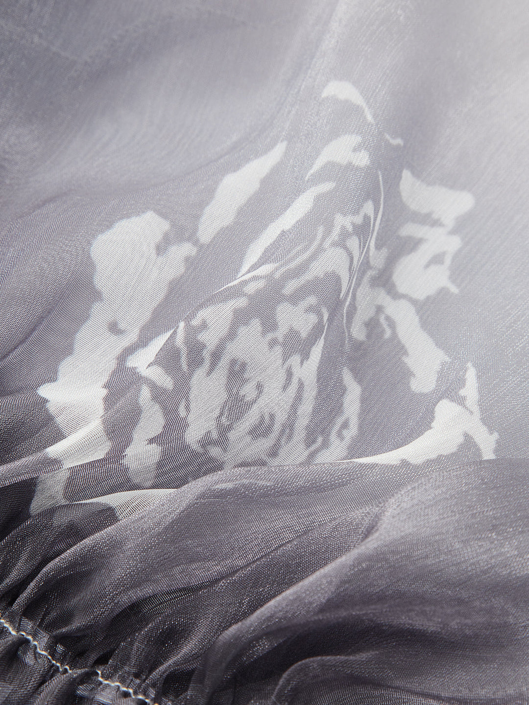 Yarı Şeffaf Degrade Çiçekli Omuzdan Askılı Şifon Üst