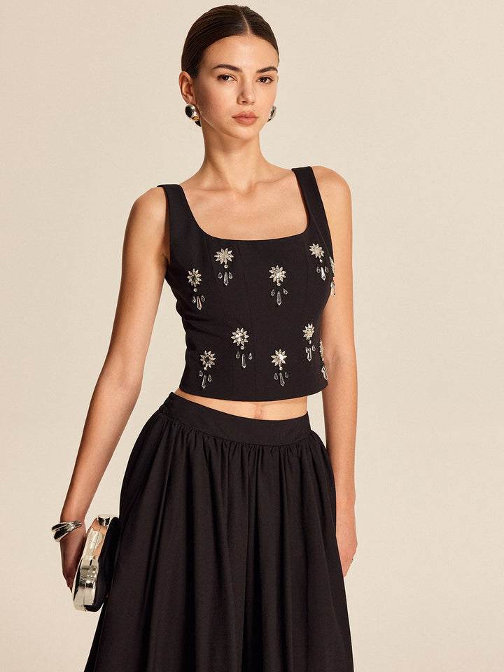 Çiçekli Kristal Sırt Fermuarlı Üst