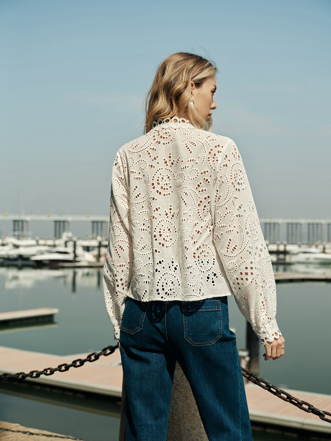 Nakışlı Oyuk Detaylı Üst