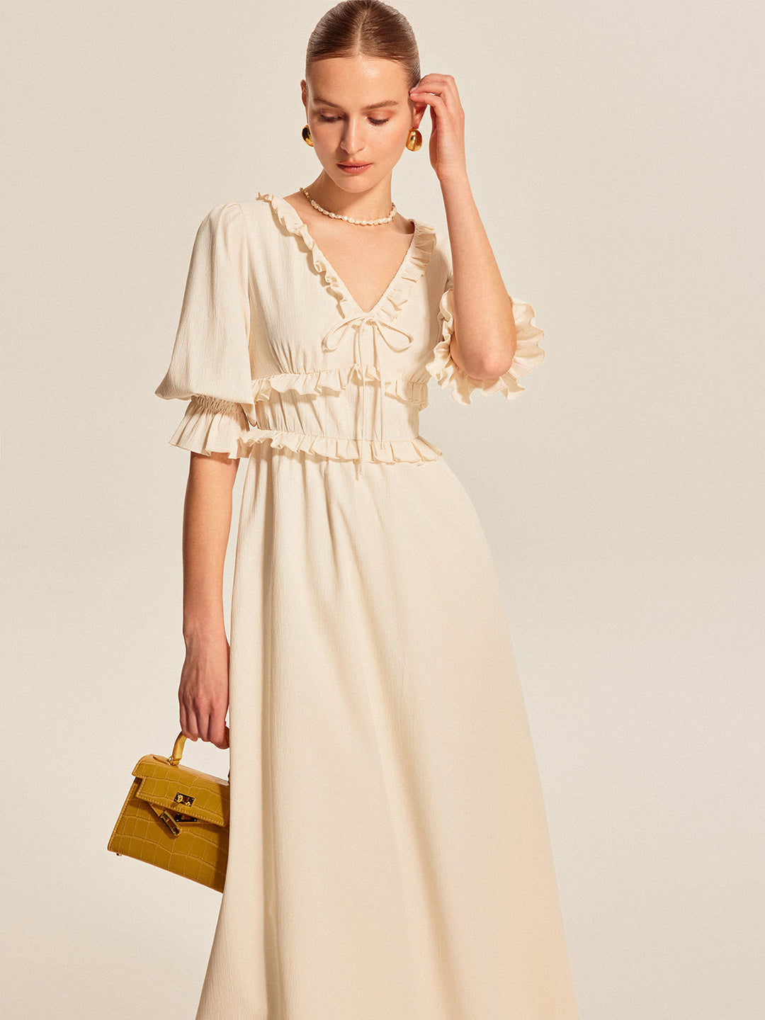 Volanlı Kenarlı Bağcıklı Elbise