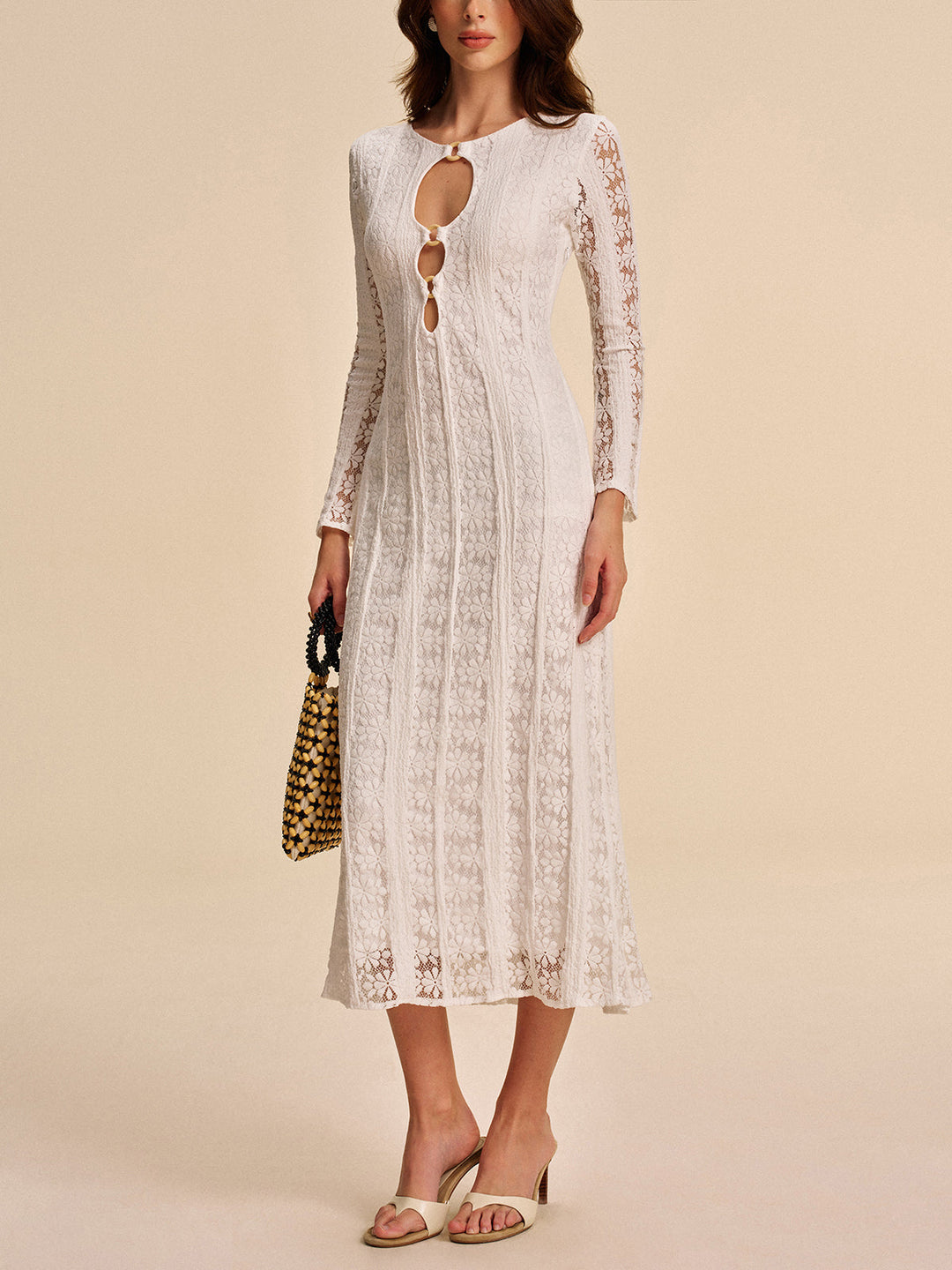 Kesim Detaylı Dantel Elbise