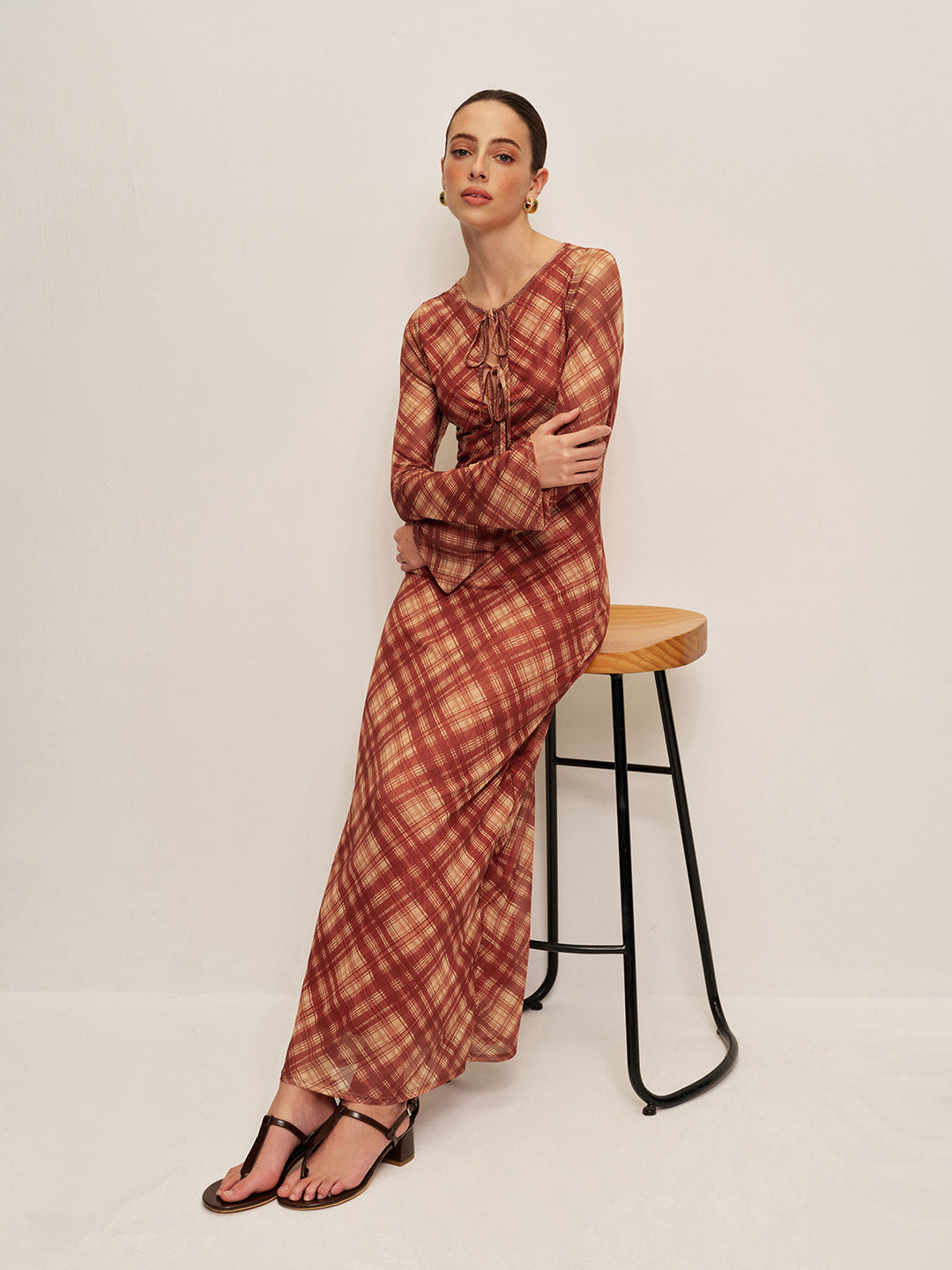 Ekose Önden Bağlamalı Uzun Kollu Elbise