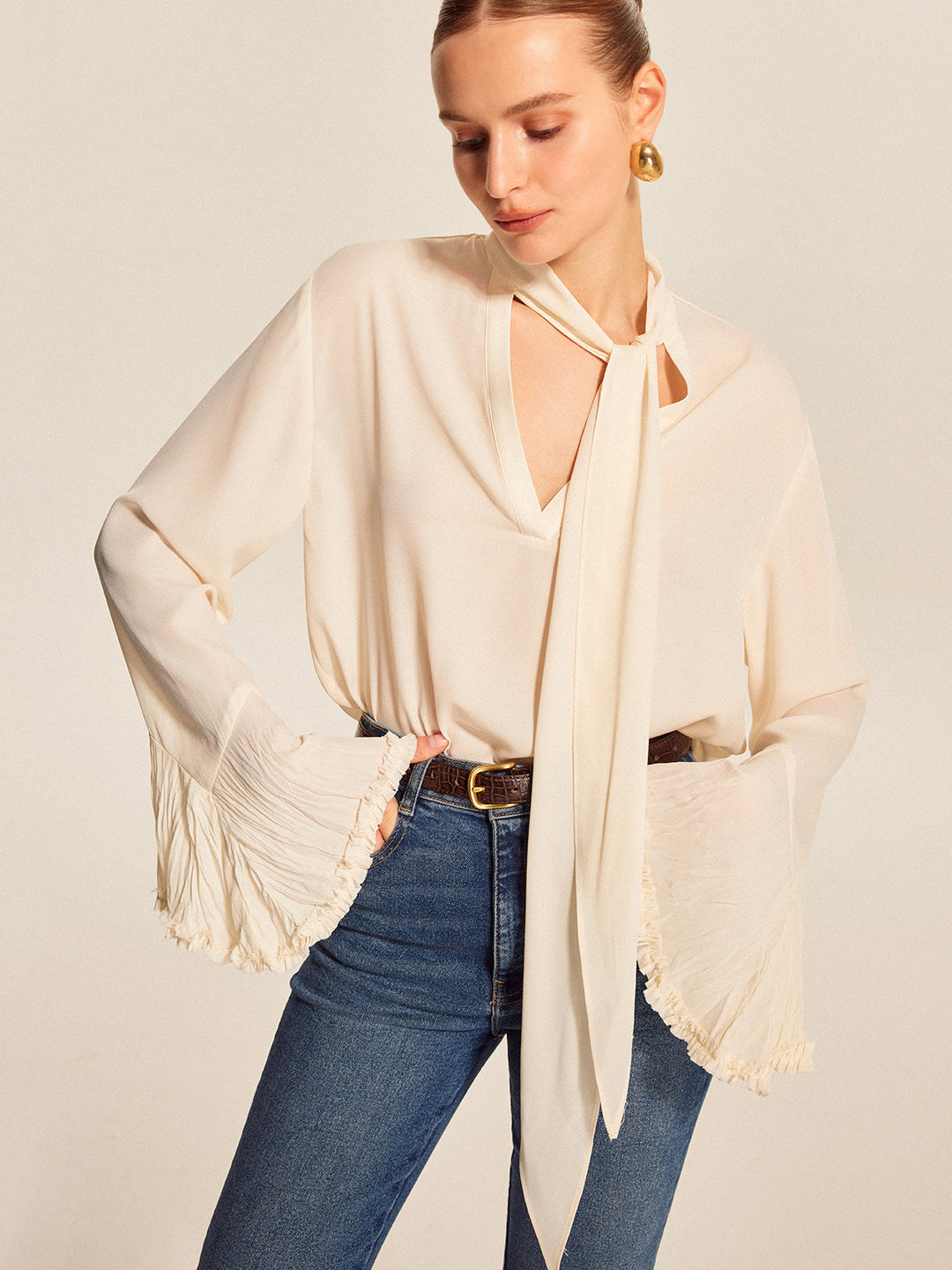 Yarı Şeffaf Papyon Pileli Manşet Şifon Bluz