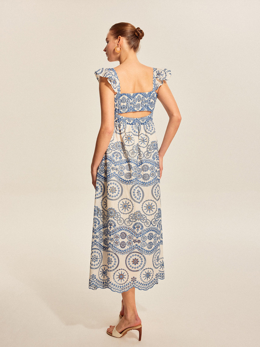 Yarı Şeffaf Boho Çiçekli Sırt Kesimli Elbise