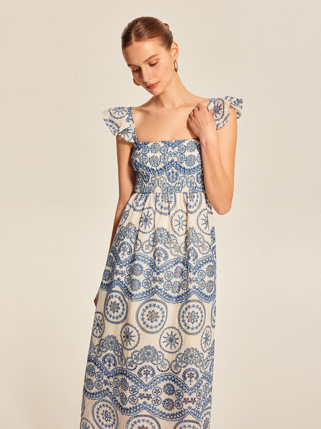 Yarı Şeffaf Boho Çiçekli Sırt Kesimli Elbise