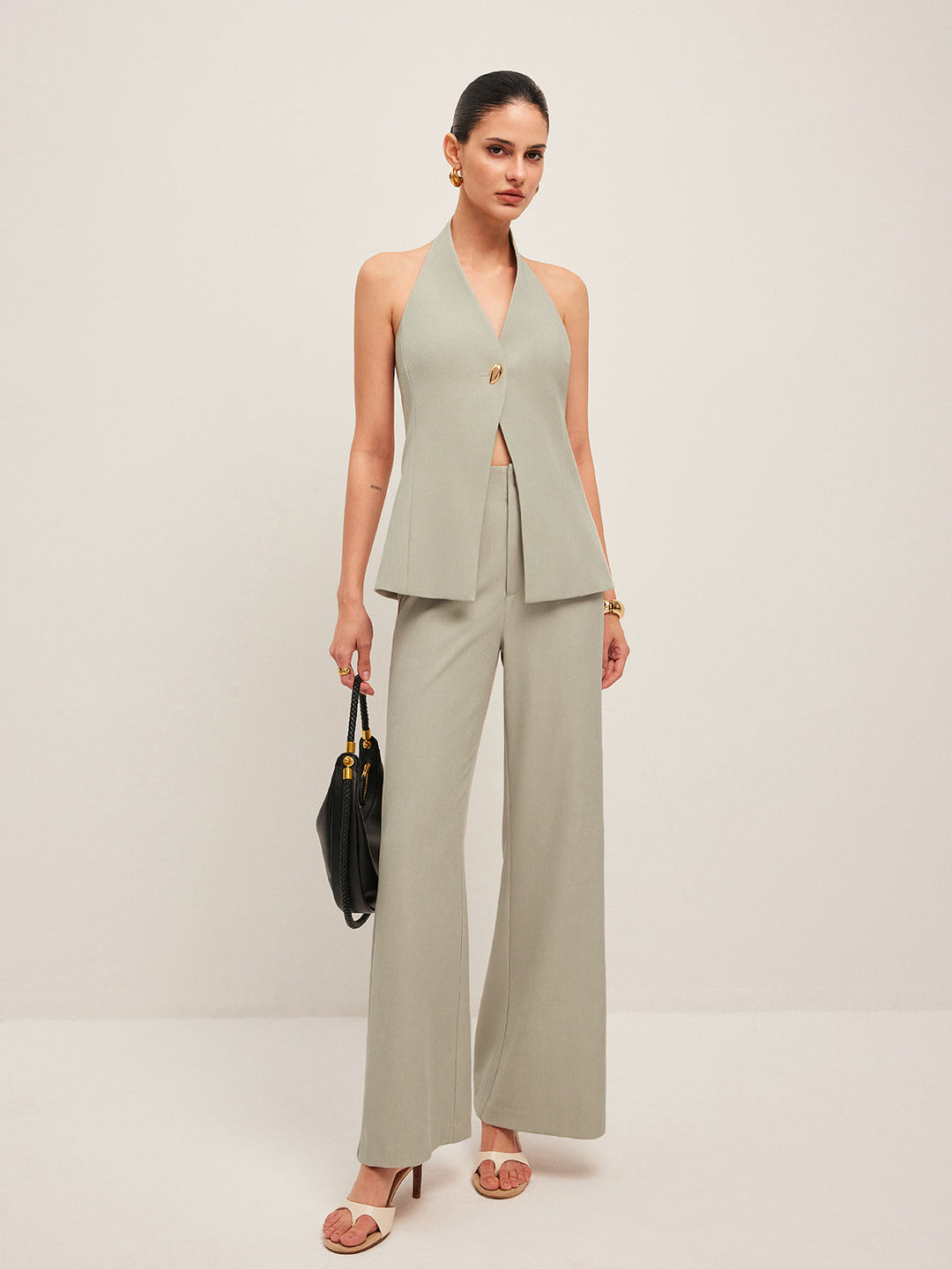 Halter Yaka Metal Düğme Detaylı Sırtı Açık Yelek