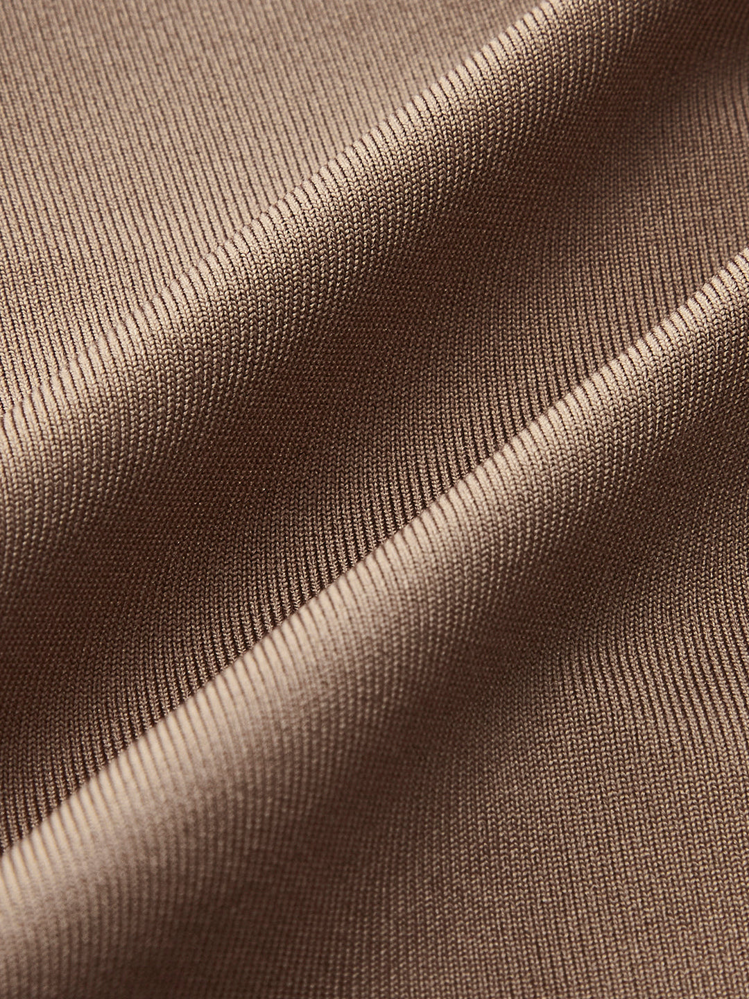 Tek Omuzlu Fırfırlı Rozet Detaylı Üst