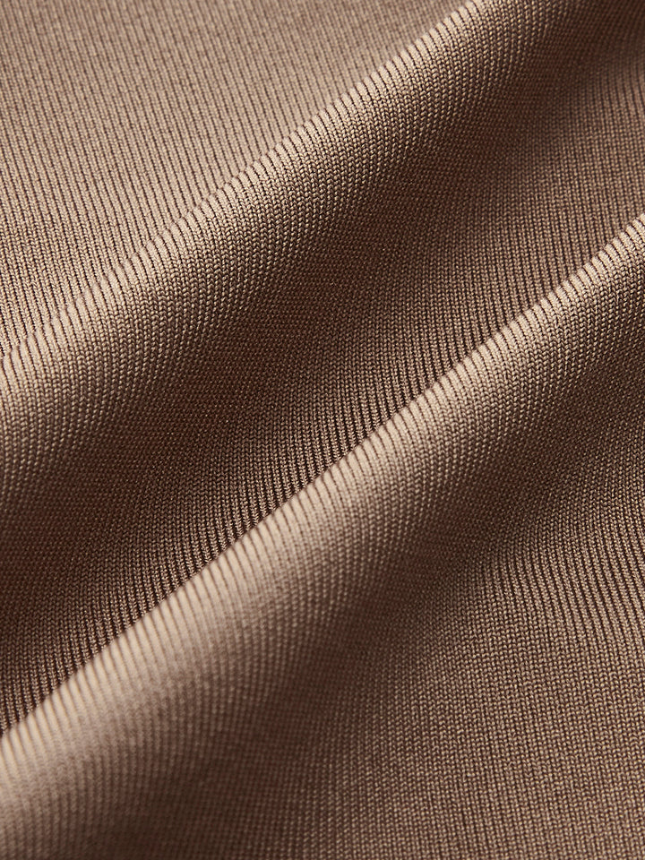 Tek Omuzlu Fırfırlı Rozet Detaylı Üst