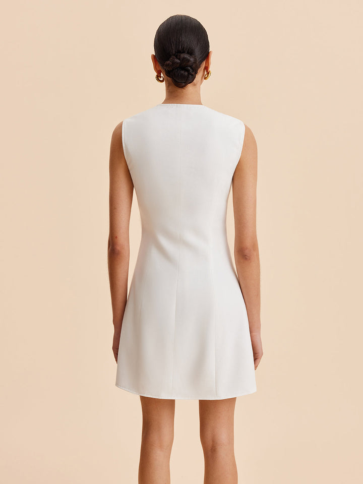 Asimetrik Düğmeli Kolsuz Elbise