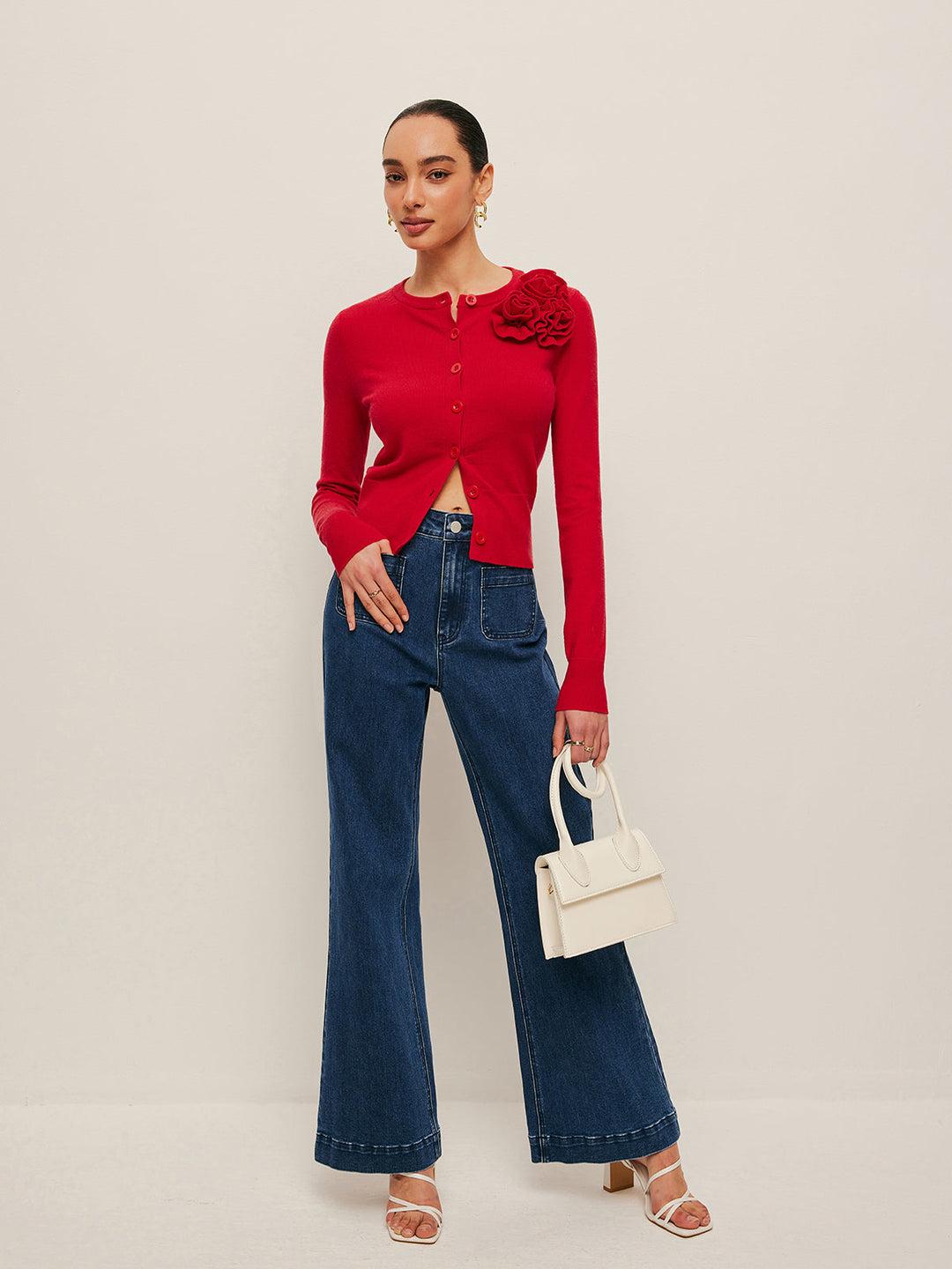 3D Çiçekli Vurgulu Hırka