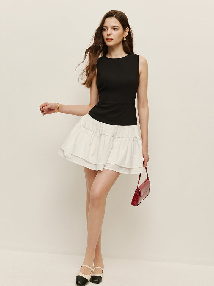 İki Renkli Katlı Kolsuz Elbise