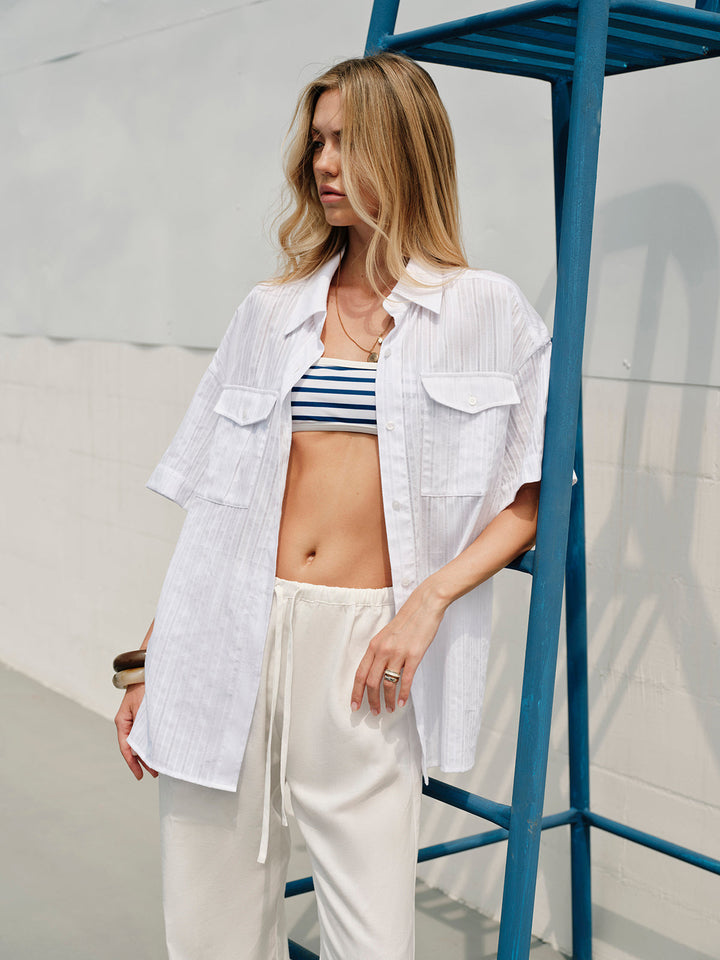 Yarı Şeffaf Pamuklu Düğme Yaka Gömlek Kemerli