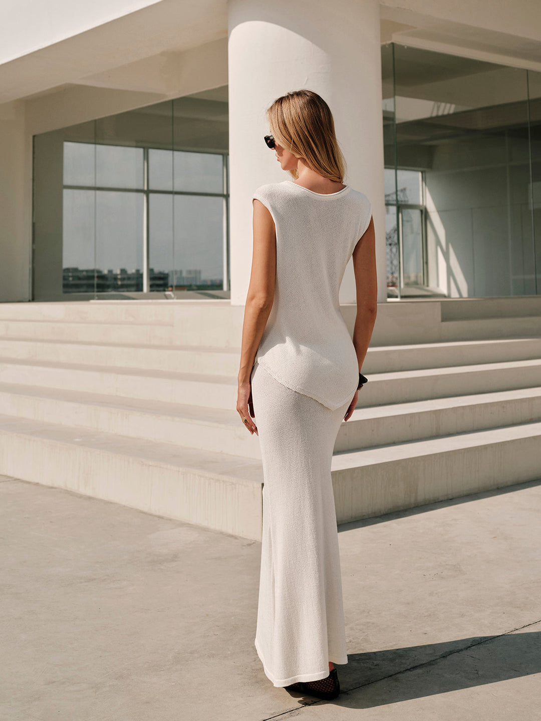 Yarı Şeffaf Üçgen Etek Takımı Kemersiz