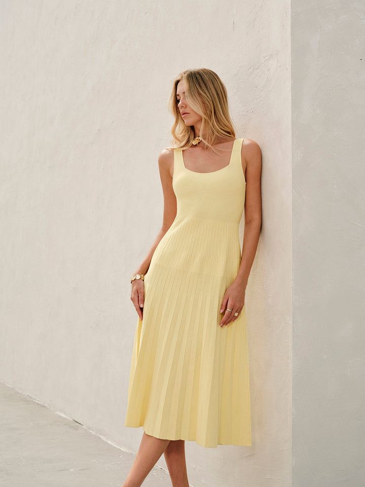 Kare Yakalı Yivli Örgü Elbise