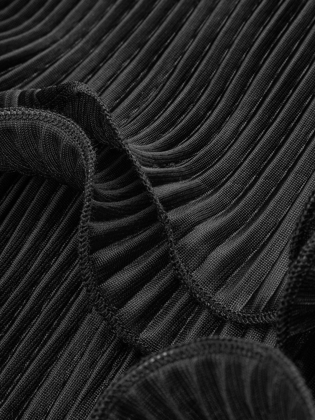 Volanlı Düğmeli Pliseli Bluz