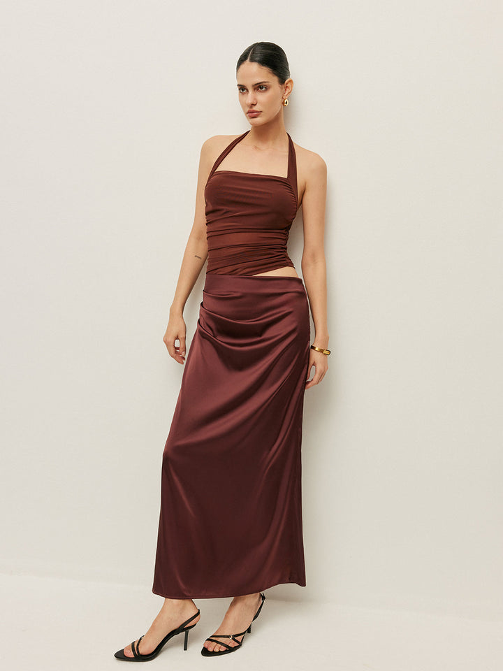 Buruşuk Halter Yaka Kesim Detaylı Elbise