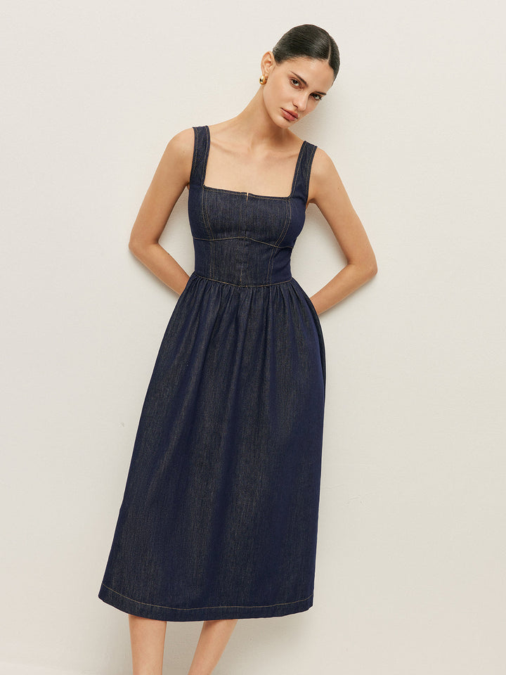 Kare Yaka Önü Düğmeli Kot Elbise