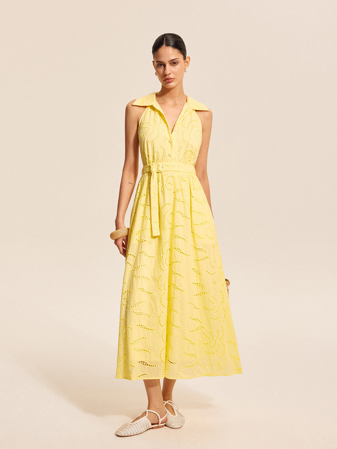 Pamuklu Kuşaklı İşlemeli Elbise