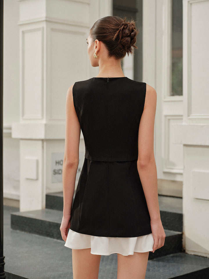 Cepler Fırfırlı Etek Düğmeli Kolsuz Elbise