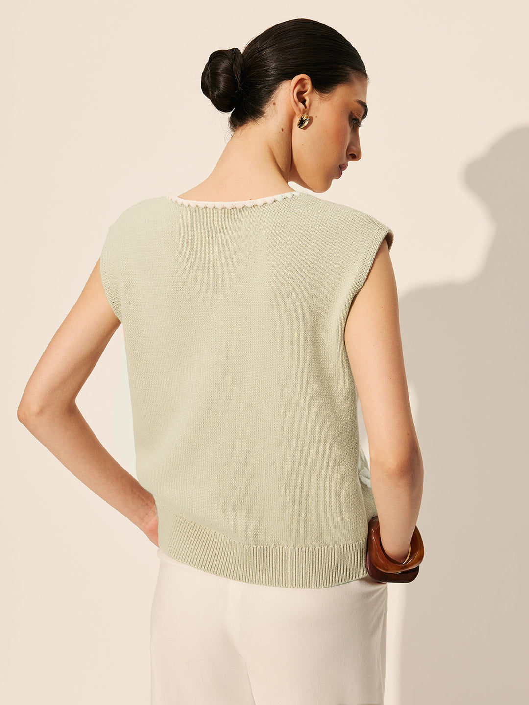 Nakışlı Fiyonklu Çiçekli Kazak Yelek