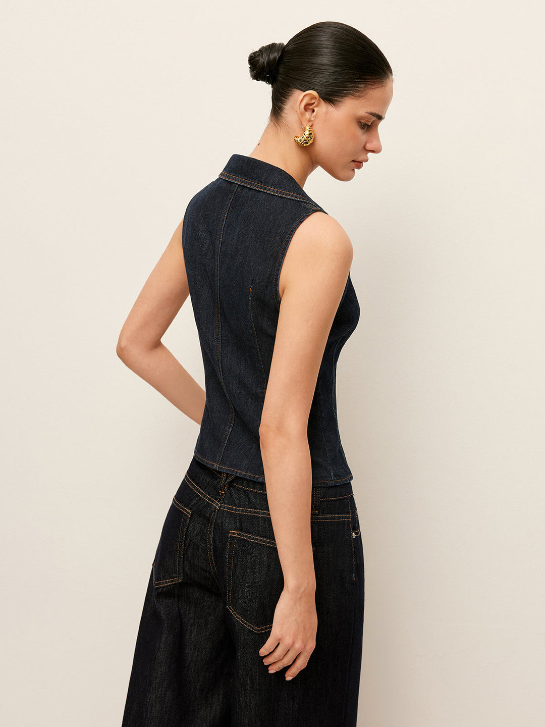 Çiçek Düğme Detaylı Kot Yaka Yelek