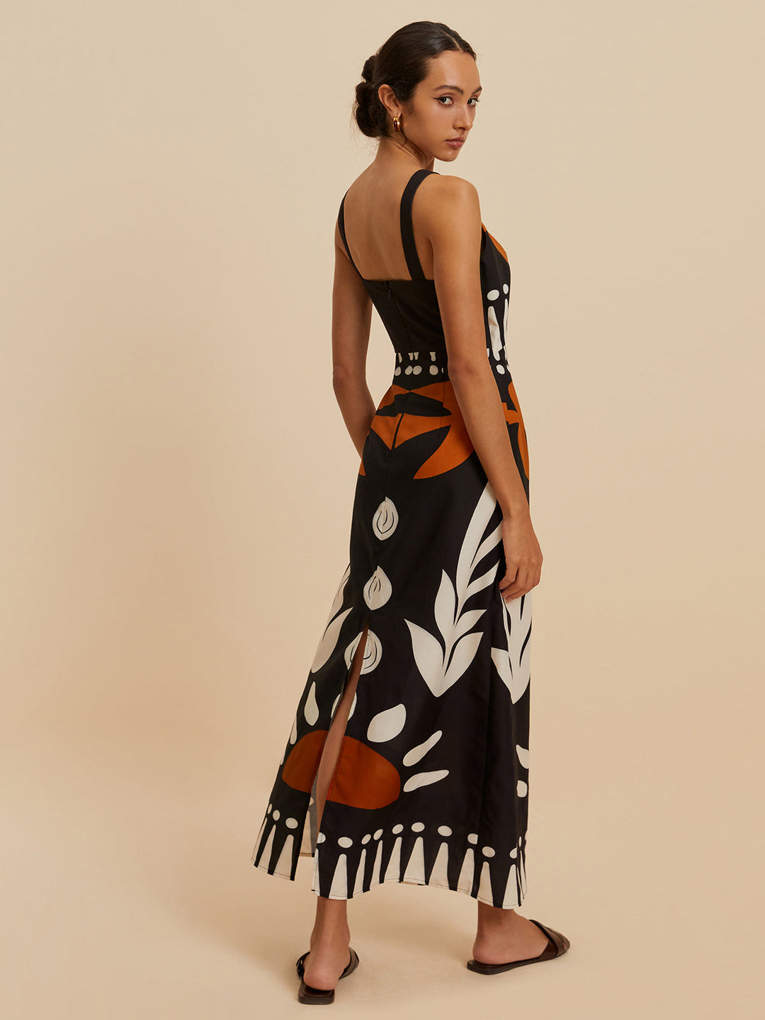 Kesik Fermuarlı Kolsuz Çiçekli Elbise