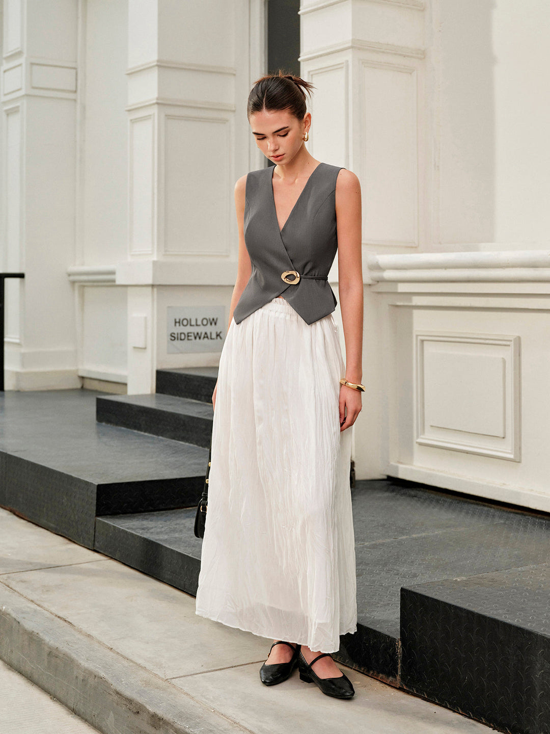 V Yaka Metal Bağcıklı Yelek Kemerli