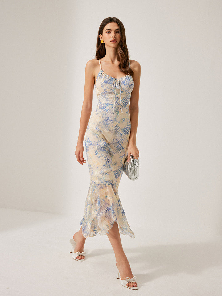 Şifon Önden Bağcıklı Kloş Etek Ucu Elbise