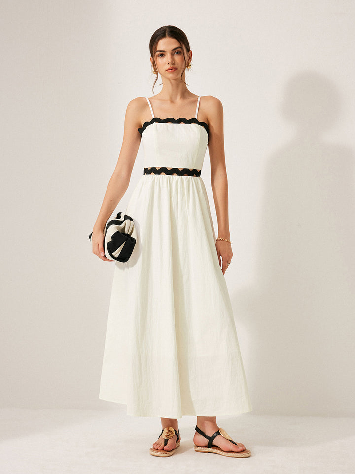 Taraklı Kenarlı Sırt Bağlamalı Elbise