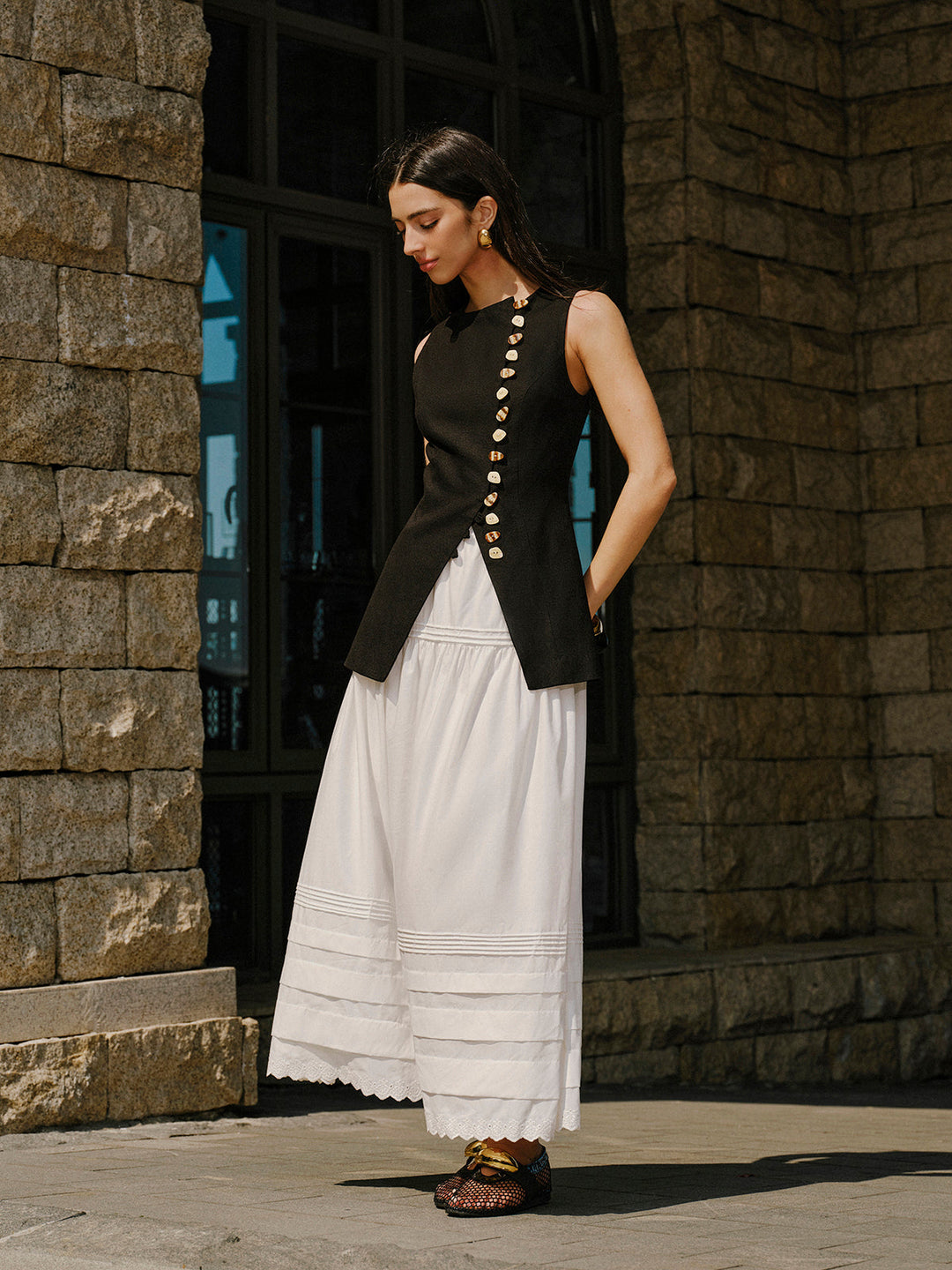 Keten Karışımlı Düğme Detaylı Yelek