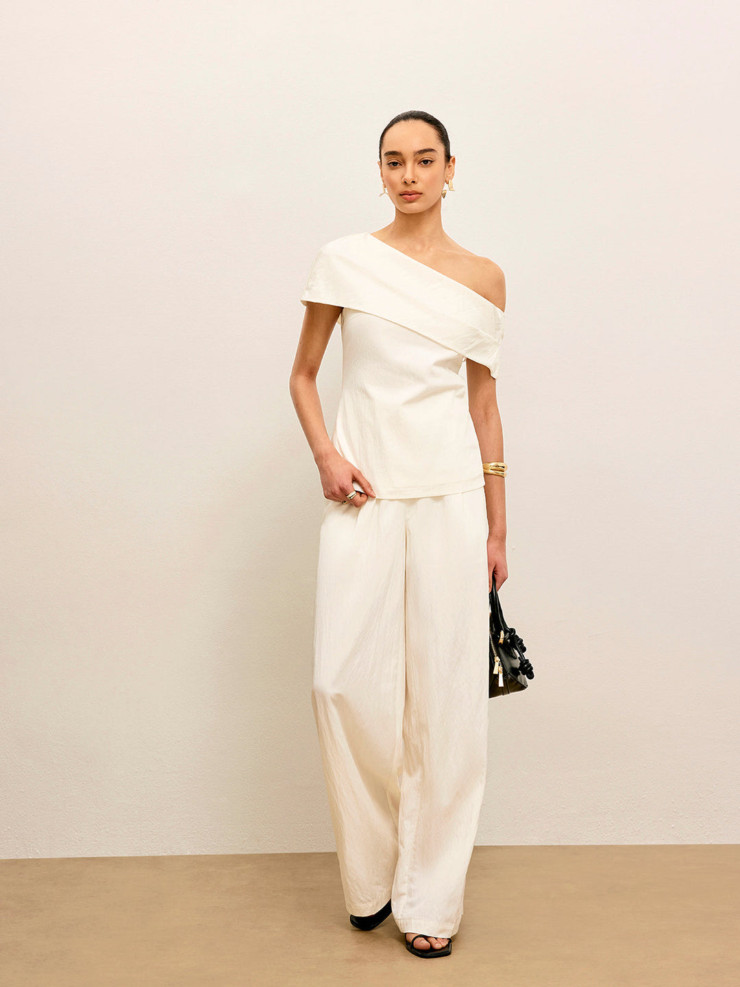 Tek Omuz Drapeli Üst