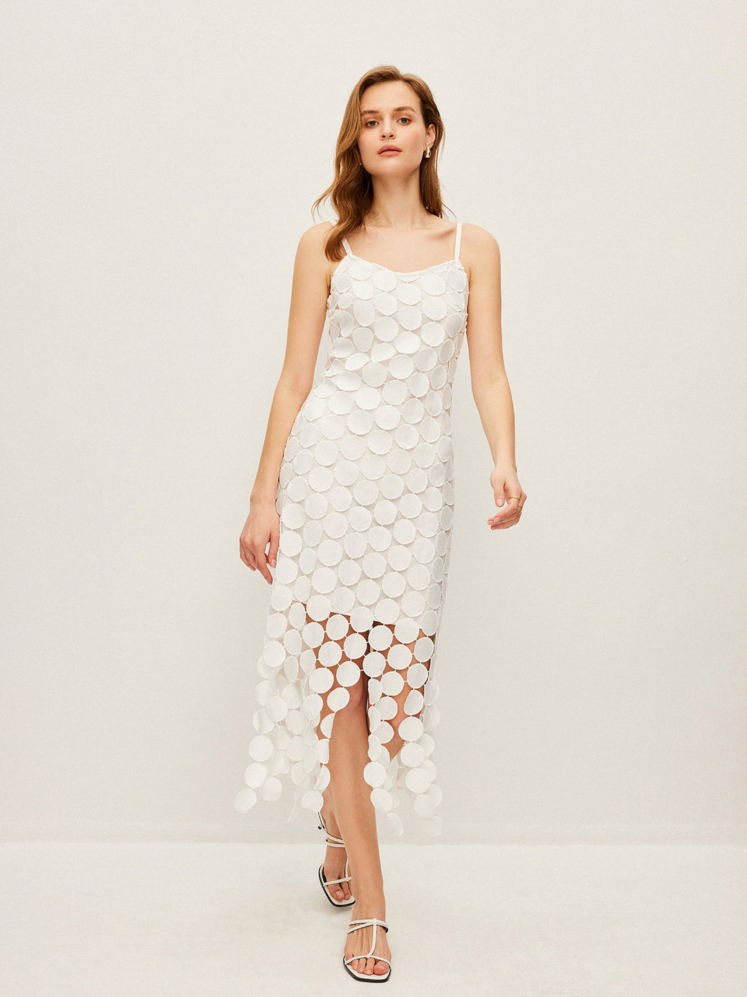 Lazer Kesim Çok Daireli Çift Katmanlı Askılı Elbise